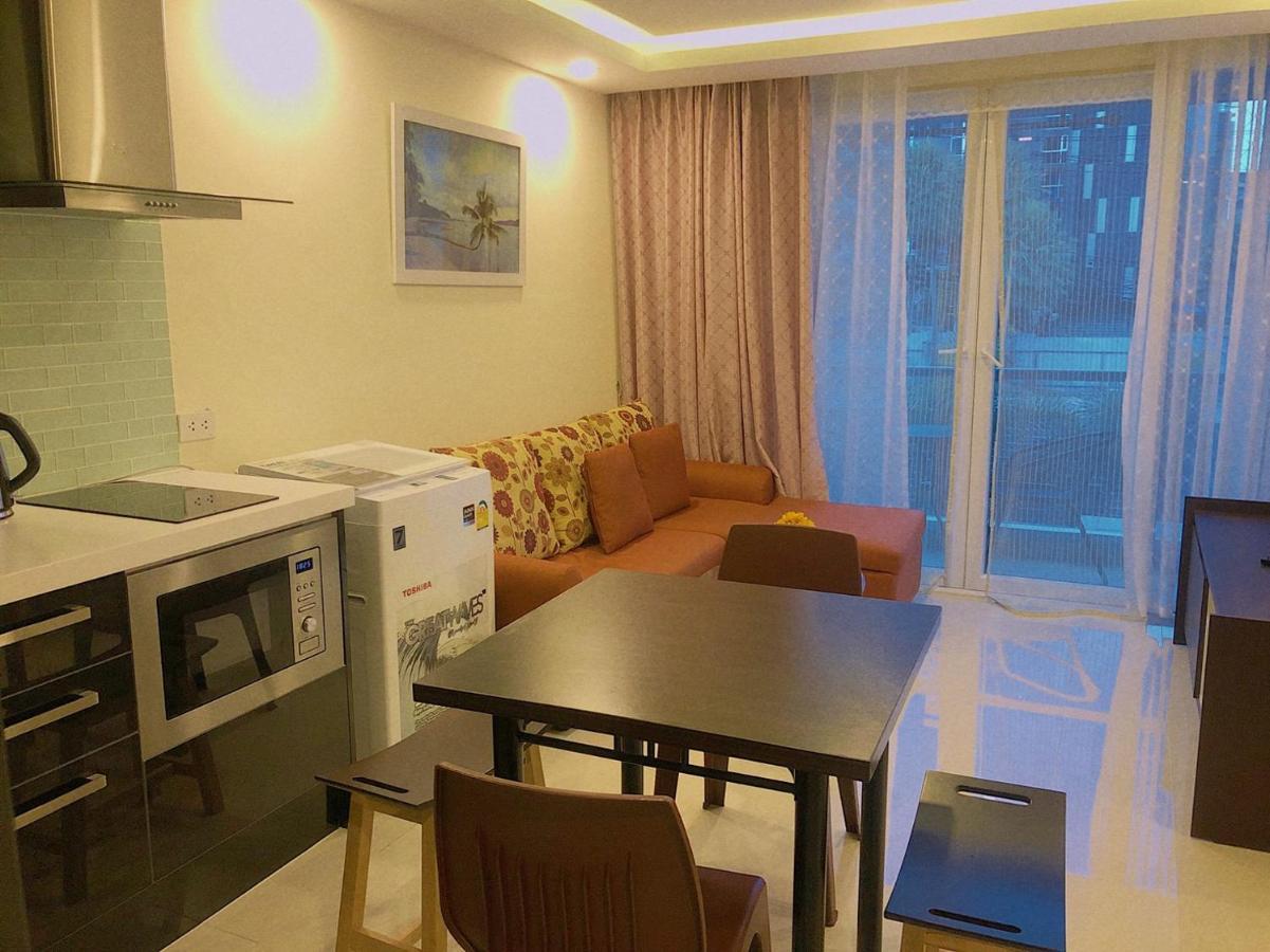 Grand Avenue Soi Buakhao By Daisy Apartment Pattaya Exterior photo